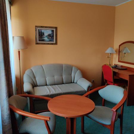 Hotel Zulawy Elblag Bagian luar foto
