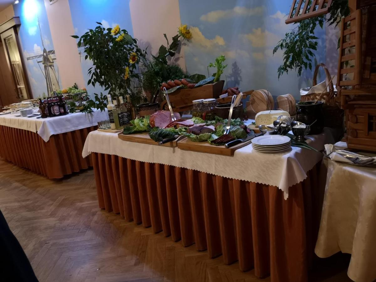 Hotel Zulawy Elblag Bagian luar foto