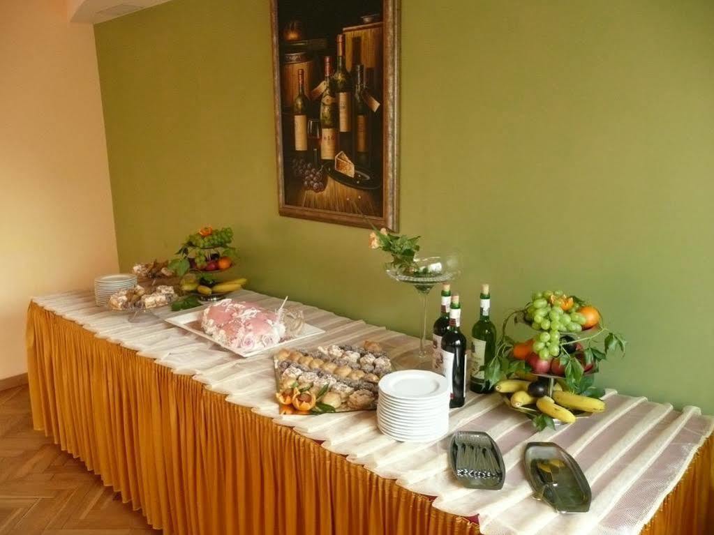 Hotel Zulawy Elblag Bagian luar foto