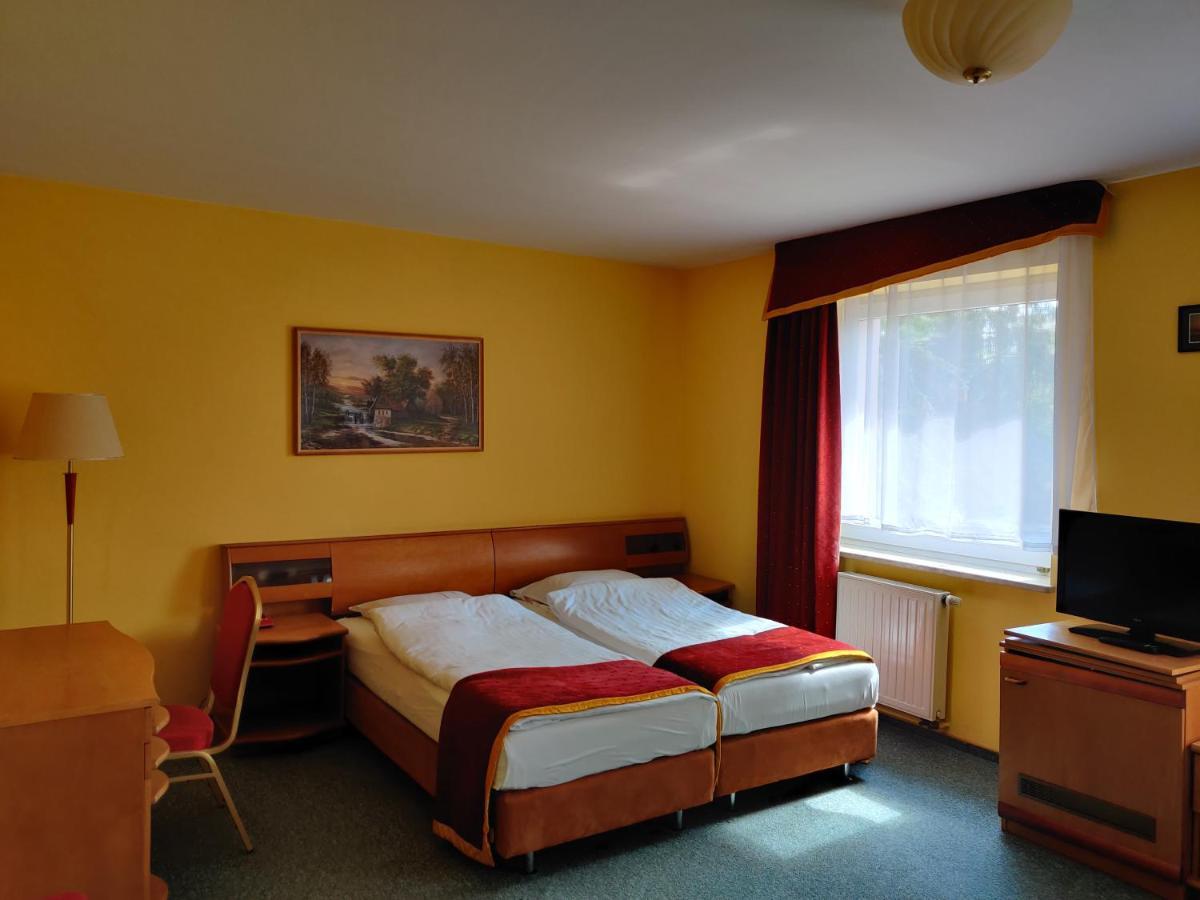 Hotel Zulawy Elblag Bagian luar foto