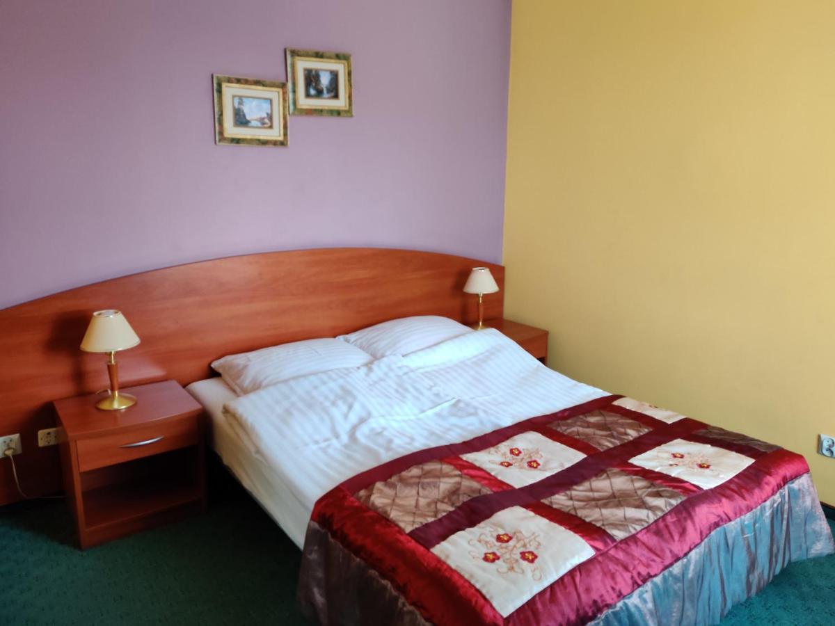 Hotel Zulawy Elblag Bagian luar foto