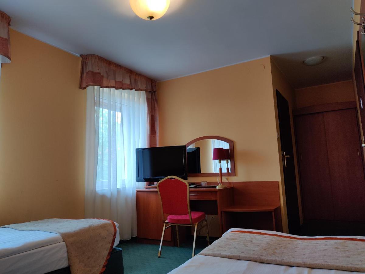 Hotel Zulawy Elblag Bagian luar foto