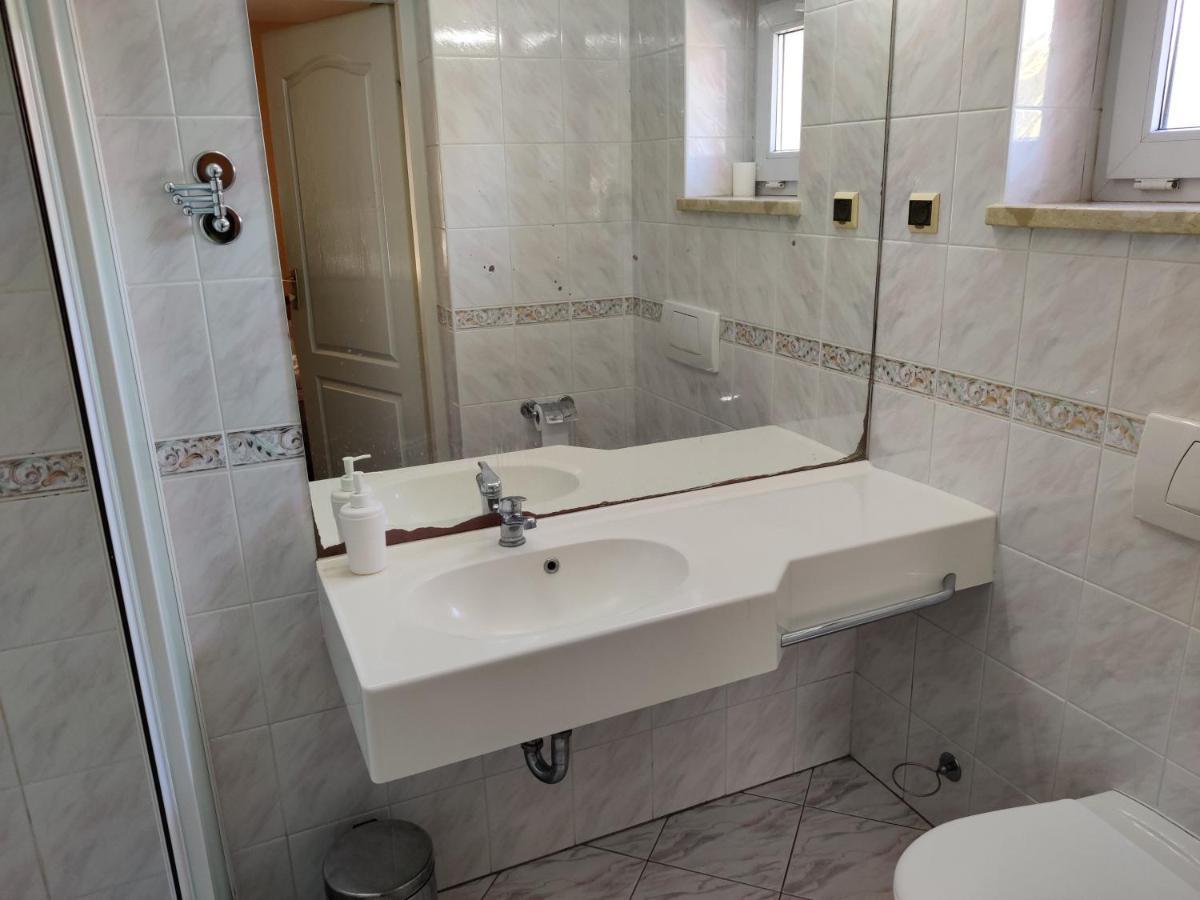 Hotel Zulawy Elblag Bagian luar foto